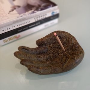 Buddha Hand Incense Holder – Aromatherapy & Decorative Tray
