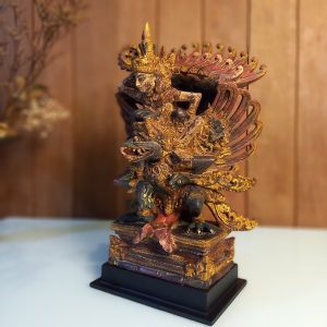 Garuda Wisnu Wooden Sculpture – Symbol of Harmony & Balance