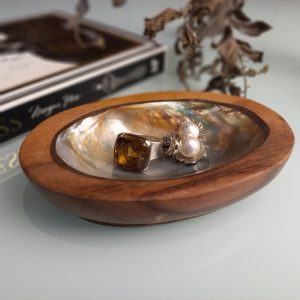Oval Mini Shell-Inlaid Sono Wood Jewelry Box