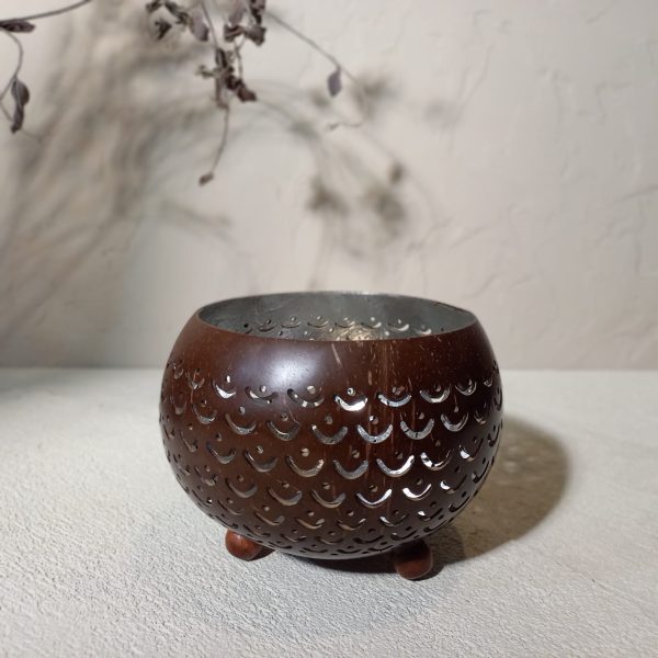 Coconut Shell Candle Holder with Gold or Silver Foil – Handmade Table Decor