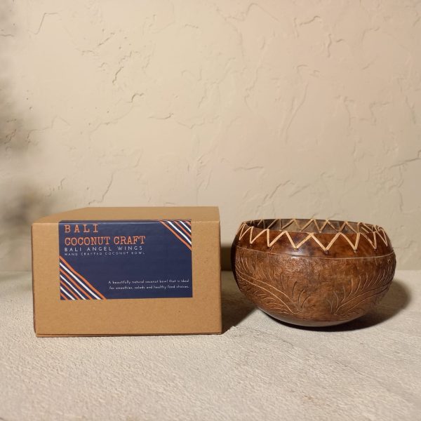 Natural Coconut Shell Bowl – Eco-Friendly Handcrafted Tableware