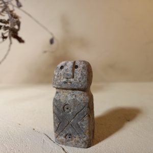 Bohemian Mini Stone Statue – Hand-Carved Antique Table Décor