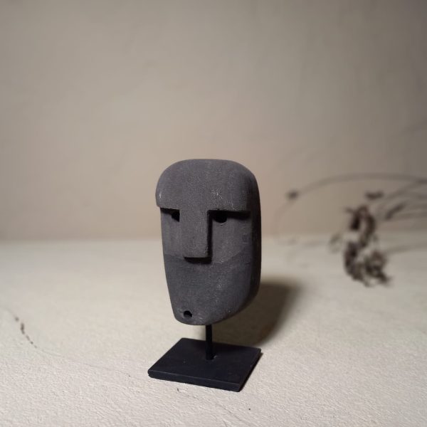 Tribal Stone Mask Statue – Hand-Carved Sandstone Desk Décor