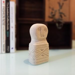 Sumba Tribal Stone Statue – Hand-Carved Bali Sandstone Desk Ornament