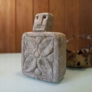 Sumba Tribal Stone Statue – "Kadia" Primitive Cutting Board Symbol